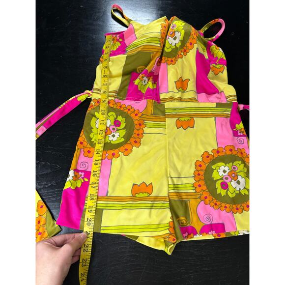 Vtg San Castle- Bathing Suit- see measurements- one piece Bright pink yellow - Picture 3 of 9